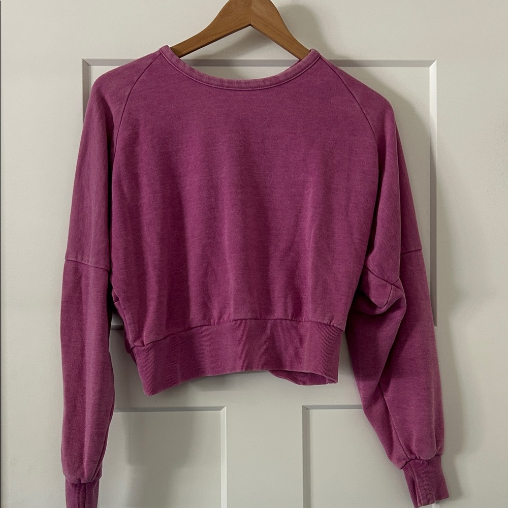 Magenta Unique back Cropped Sweatshirt